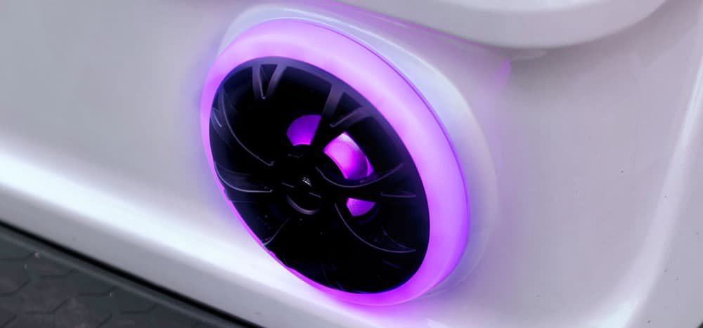 Evolution D5 Maverick 4 Plus, Illuminated speaker system